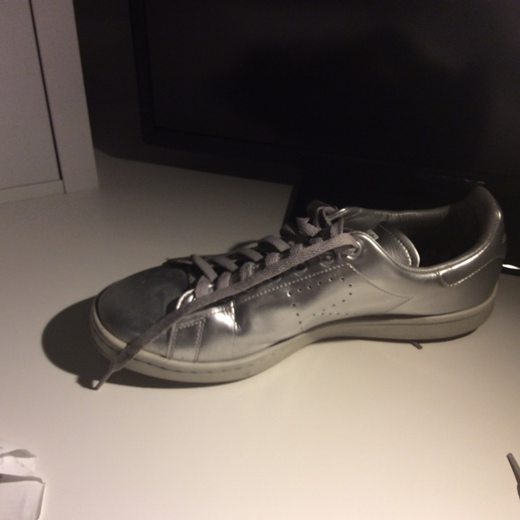 100% Authentic RAF Simmons X Stan smith Pre owned - Picture 2 of 4